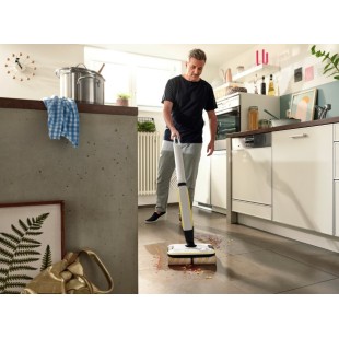 MOP ELEKTRYCZNY KARCHER FC 7 PREMIUM (45 MIN. 175 M² 30 CM) BEZPRZEWODOWY