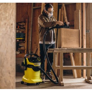 WD 5 P V-25/5/22 (1100W  25L) odkurzacz przemysłowy Karcher z gniazdem